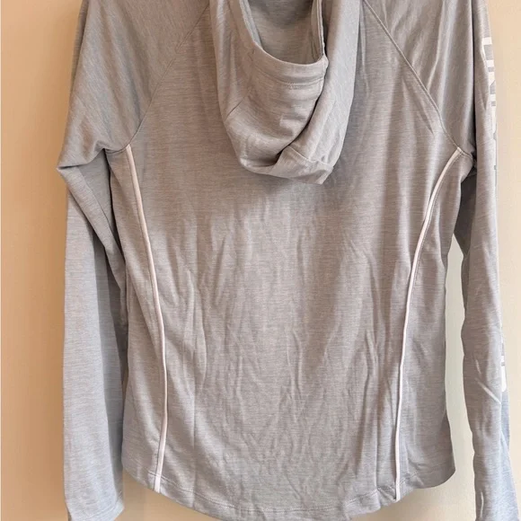 Under Armour Light Gray Hooded Long Sleeve Top - Picture 4 of 7